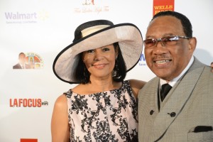 L.A. Focus Hi Tea founder Lisa Collins on the red carpet at Hi Tea with honoree Dr. Bobby Jones, host of BET's Bobby Jones Gospel. Photo Credit: Scott Mitchell