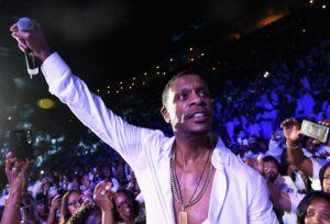 Keith Sweat performs at the Freedom Friday Concert during the 2016 State Farm Neighborhood Awards.